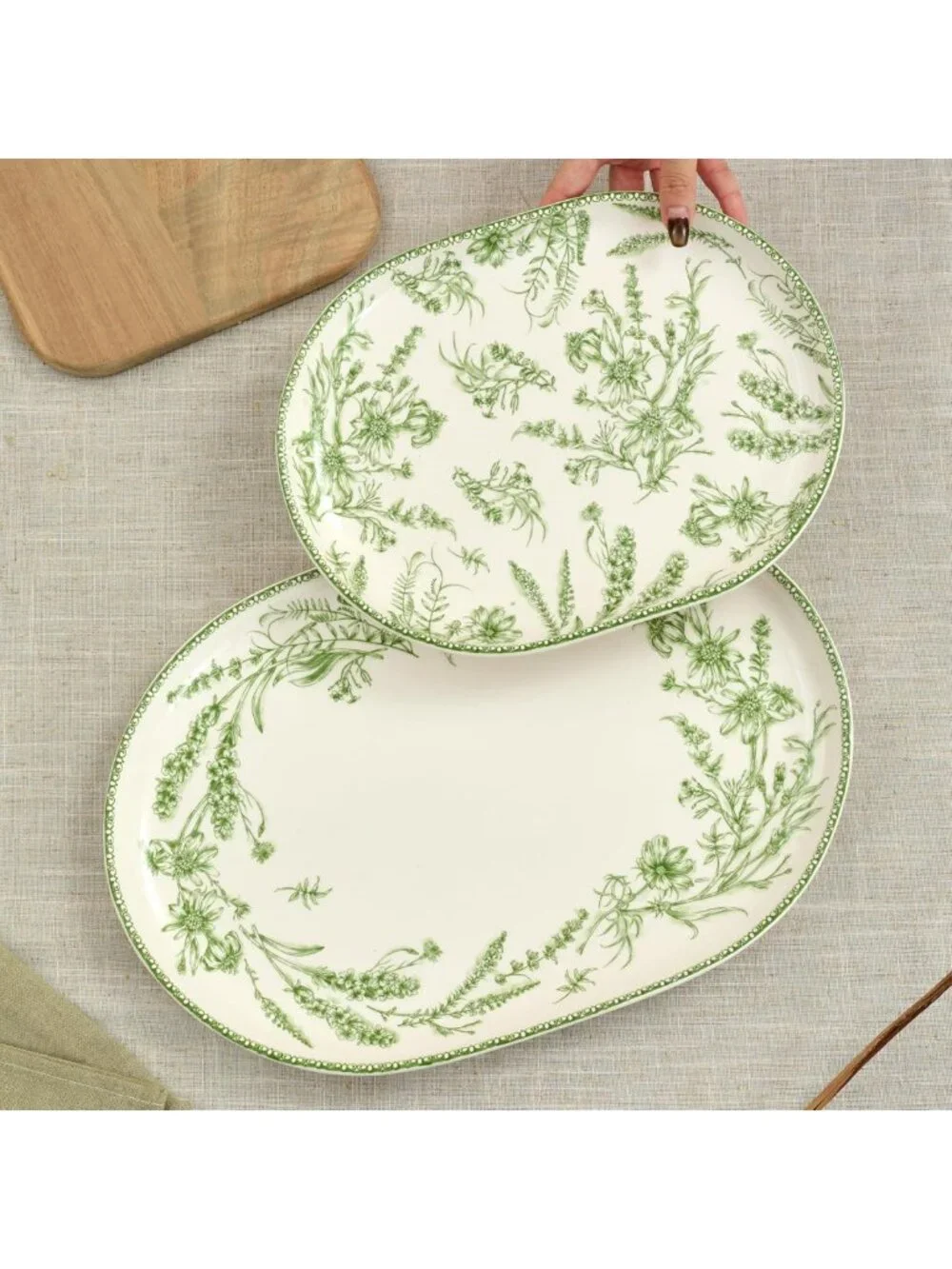 Elegant Green Garden Oval Platters Set of 2 - 16